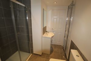 Jack & Jill Ensuite- click for photo gallery